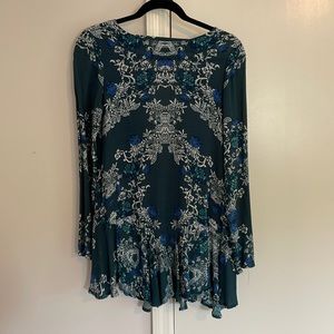 Free People, size XS tunic top